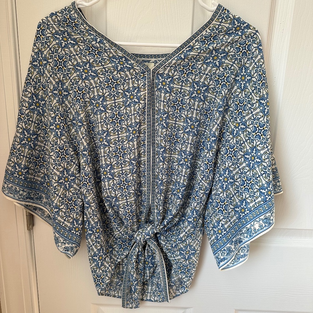 BOHO patterned top from Max Studio.  NWT!  size S.